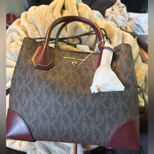 michael kors purse